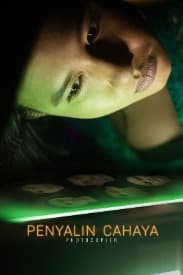 Penyalin Cahaya Trailer Netflix | Rated : PG-13