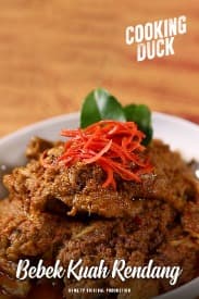Cooking Duck EPS. 10 - Bebek Kuah Rendang